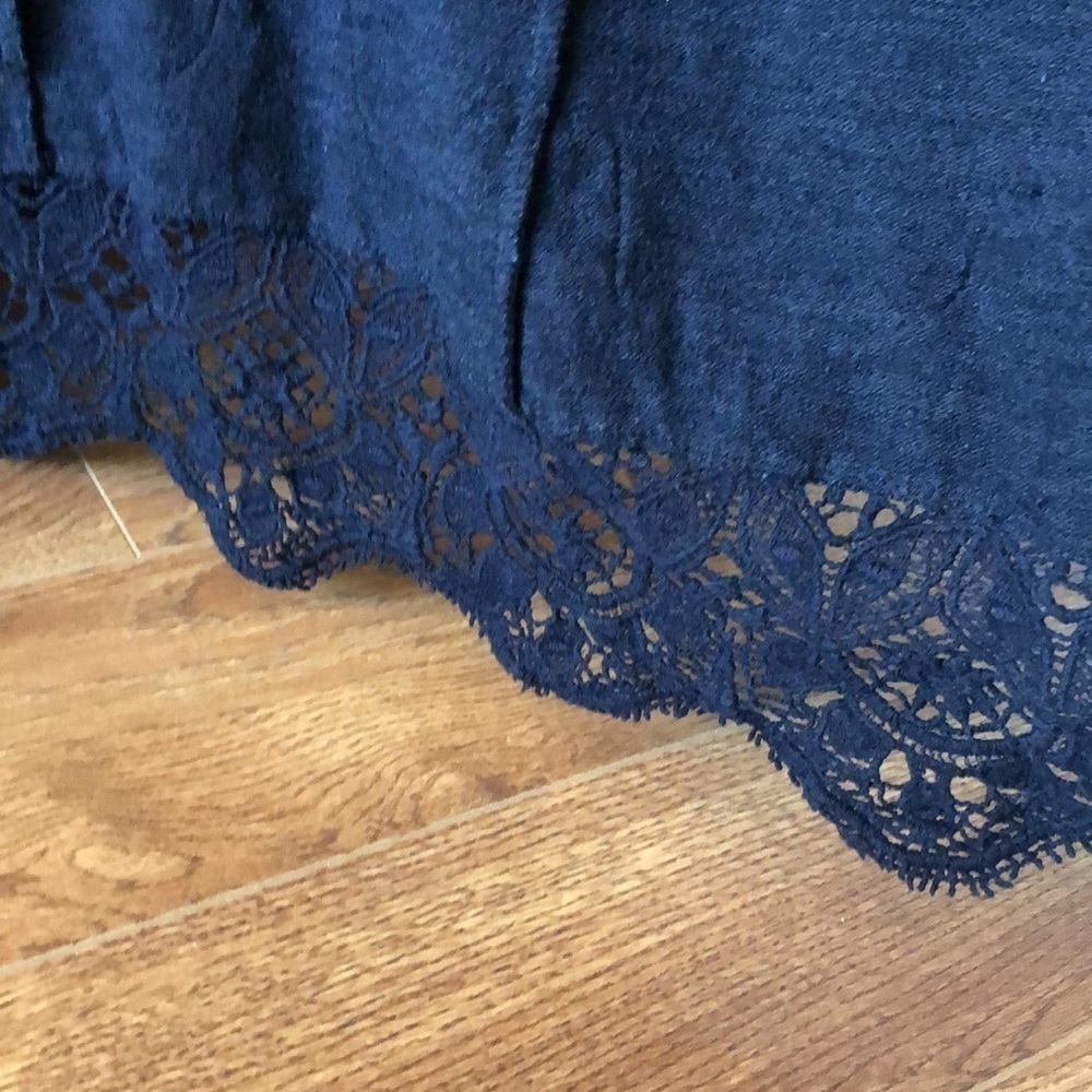 Antthony long black open front cardigan with lace detailing in size 1X - Picture 3 of 4